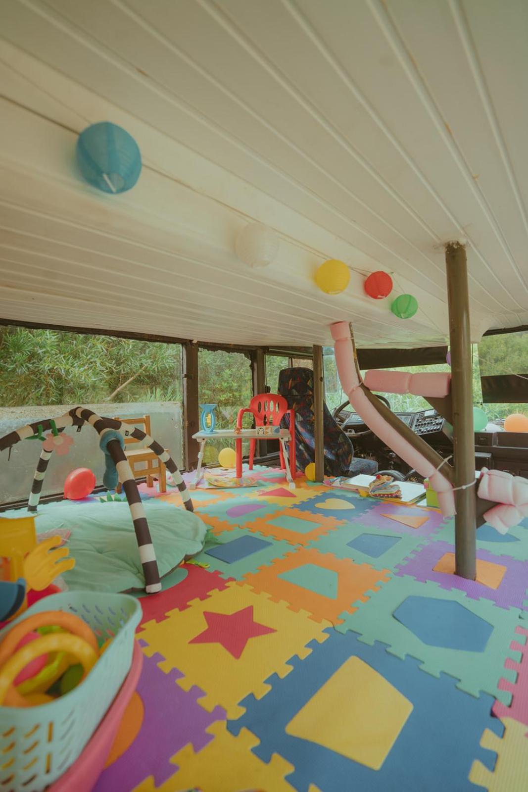 The Amazing Inacio Bus Converted Home 신트라 외부 사진