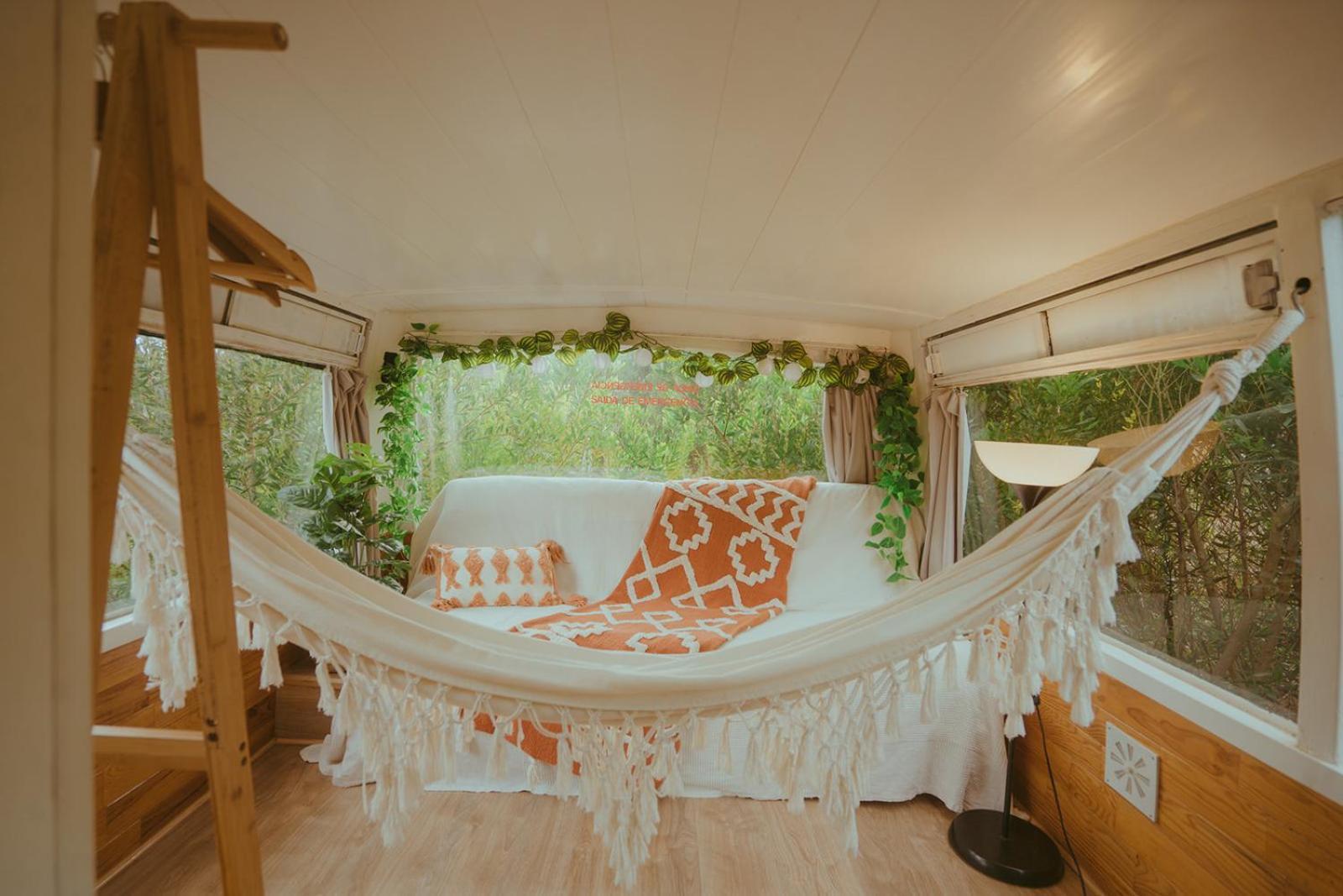 The Amazing Inacio Bus Converted Home 신트라 외부 사진