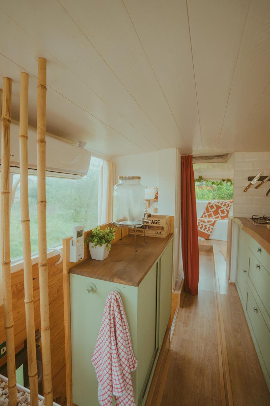 The Amazing Inacio Bus Converted Home 신트라 외부 사진
